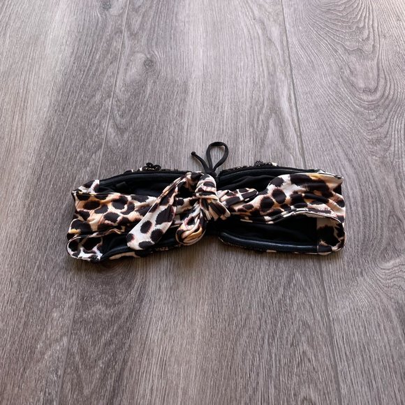 BEACH BUNNY SWIMWEAR LEOPARD FLORAL BIKINI TOP XS - Picture 2 of 3